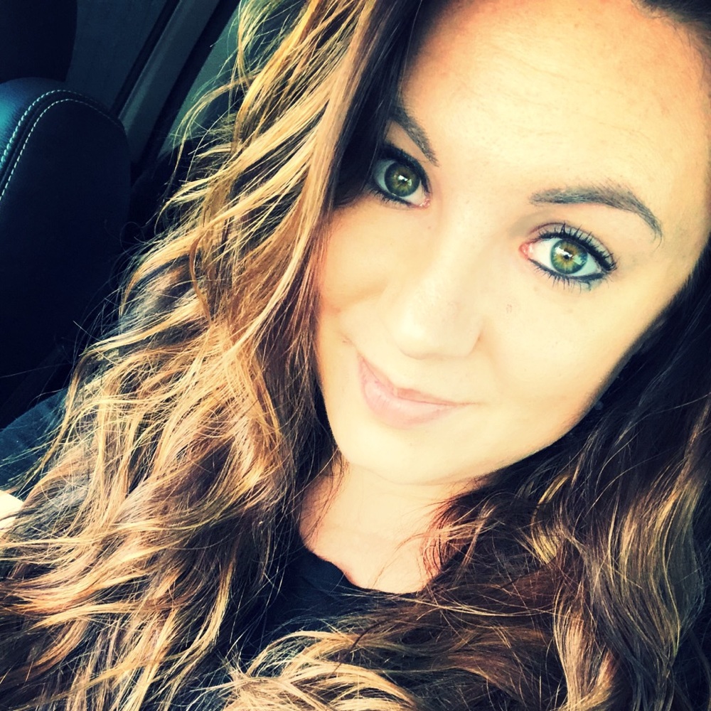 Meet your Posher, Brittany